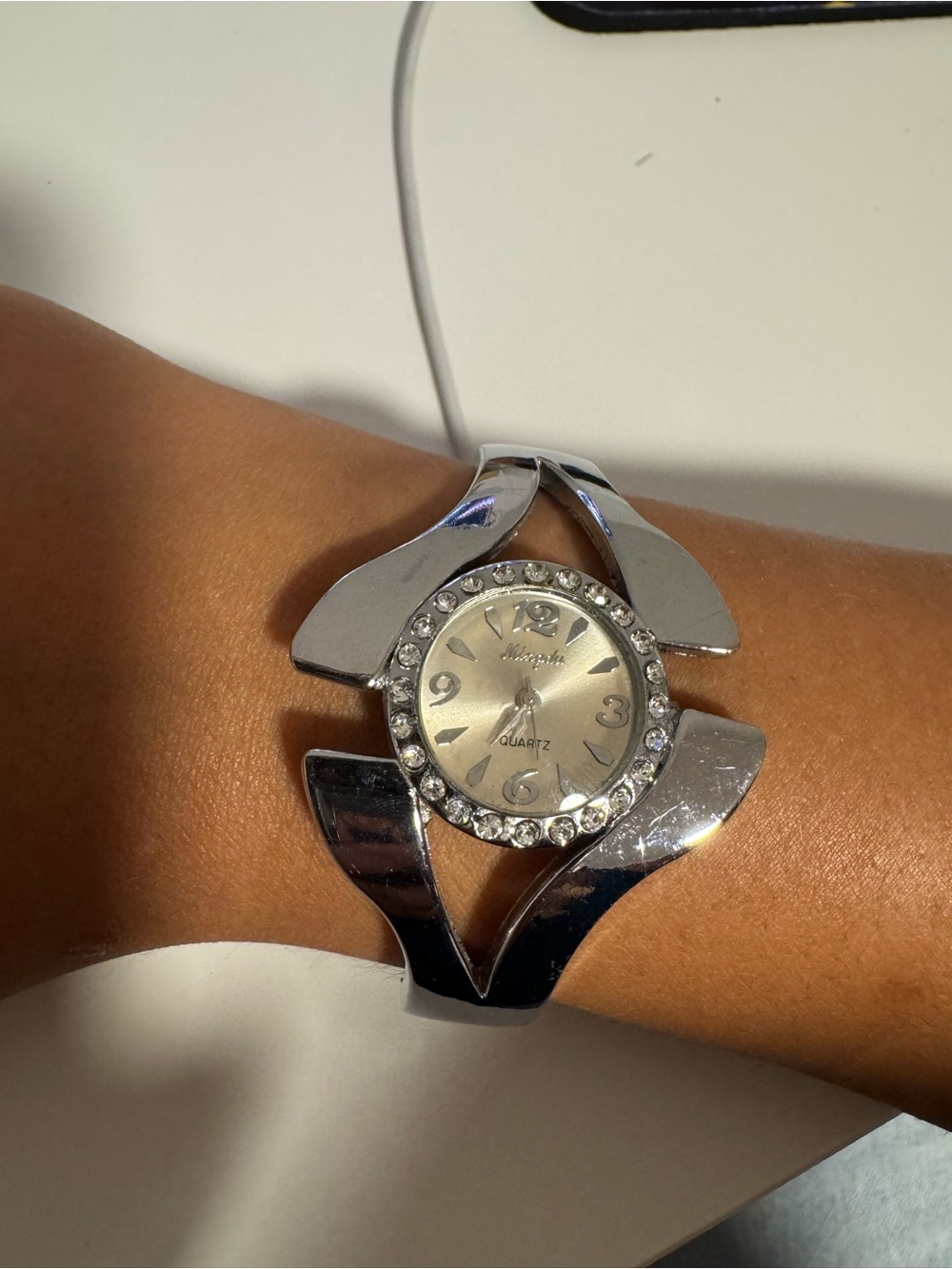 watch - Picture 5 of 6